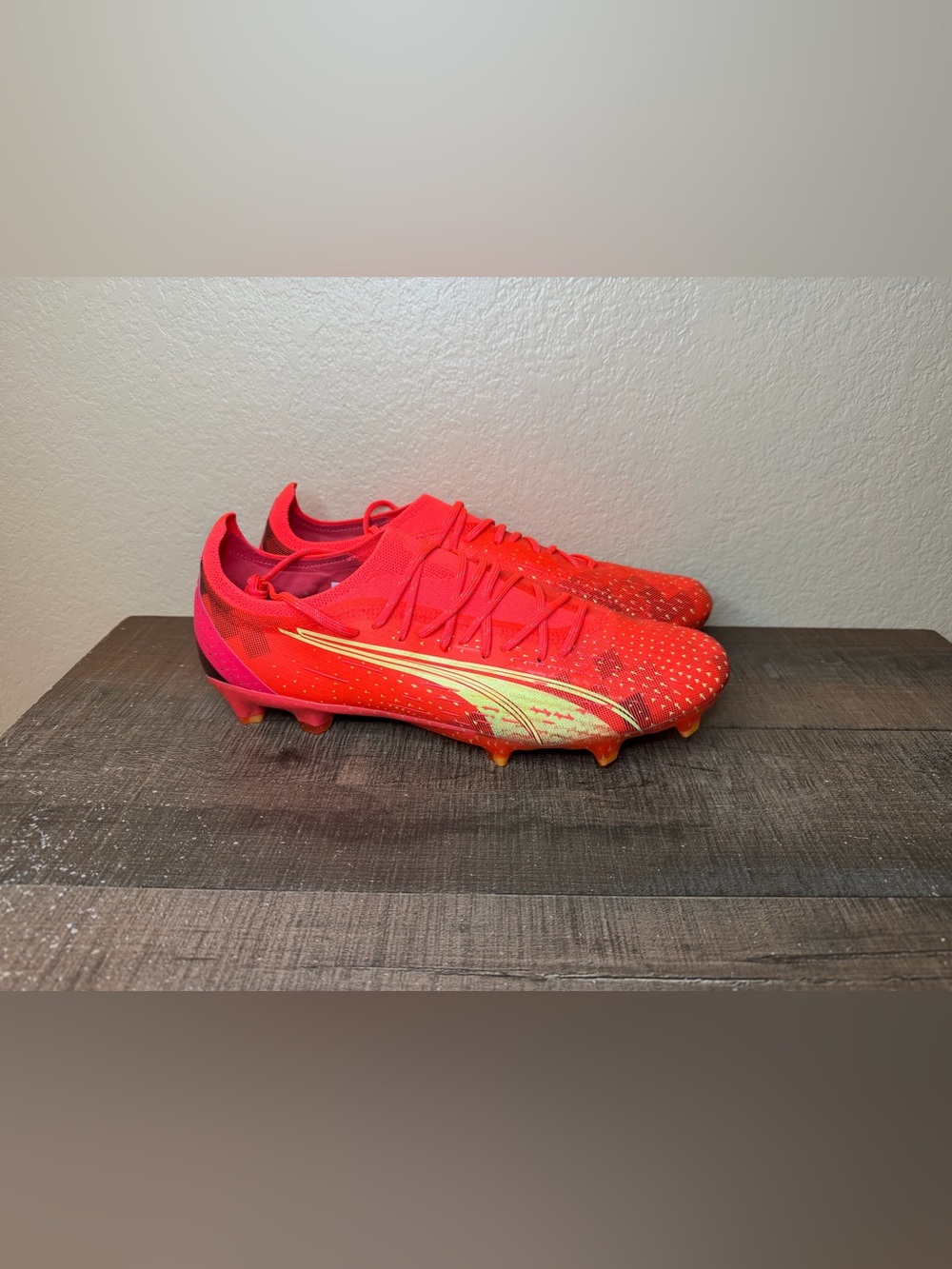 Puma Ultra Ultimate FG “Fearless Pack” 
- Size 7.5 Men.